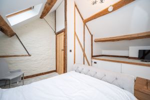 Bedroom- click for photo gallery